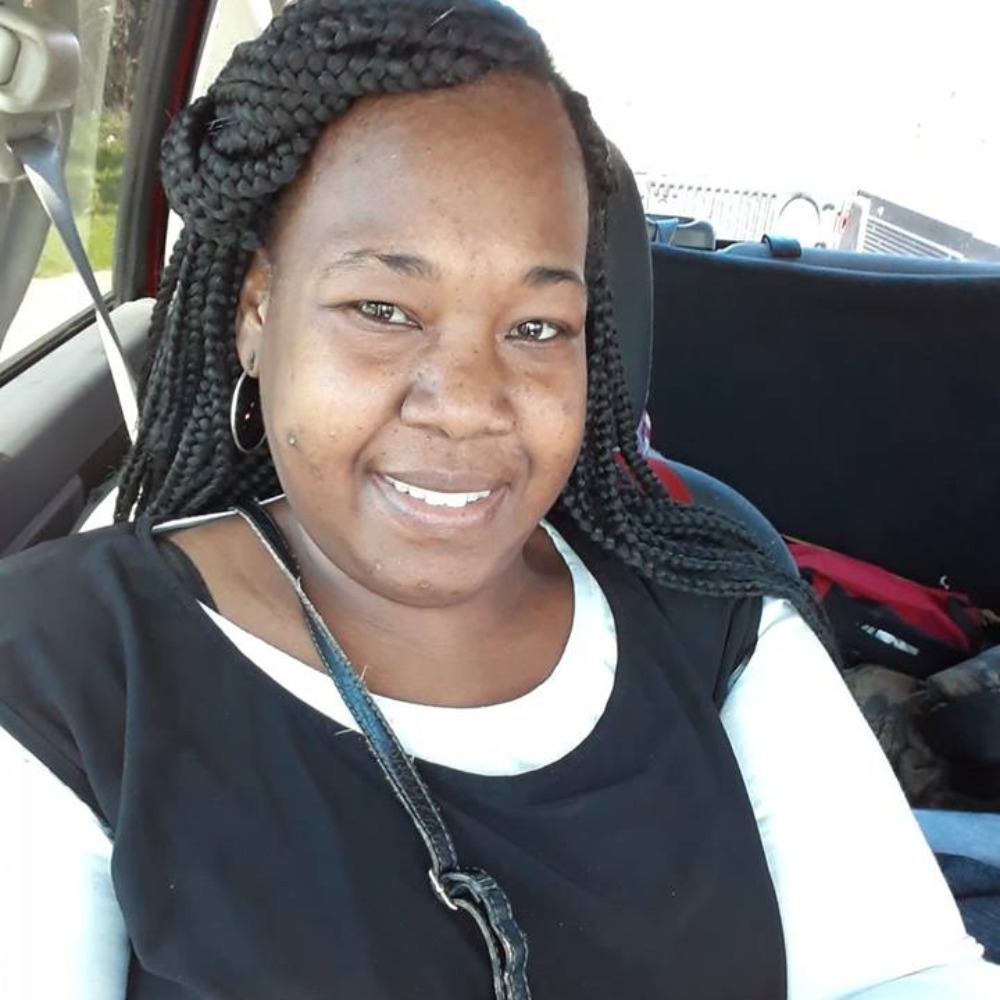 Meet your Posher, Maria